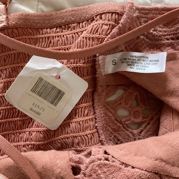 Bohdii Boutique Crochet Bra tank top Mauve size small - Picture 4 of 4